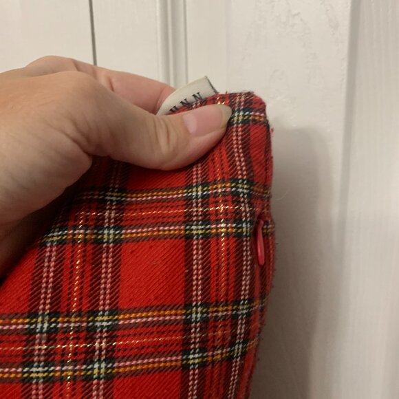 RAE DUNN CHRISTMAS PILLOWS - SET OF 2 - Picture 3 of 6